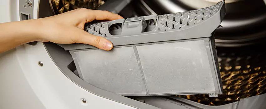 Signs Of A Clogged Dryer Lint Trap in Lorton, Virginia